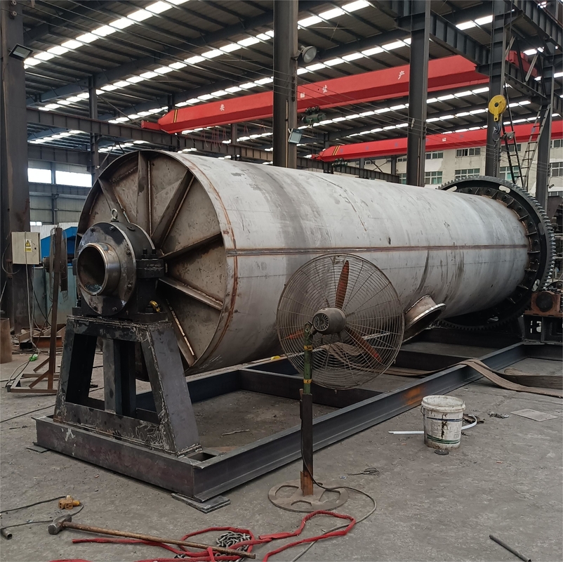 Acero inoxidable 310S Molino de bolas de molienda por lotes 1-30t/h con marco de acero estructural